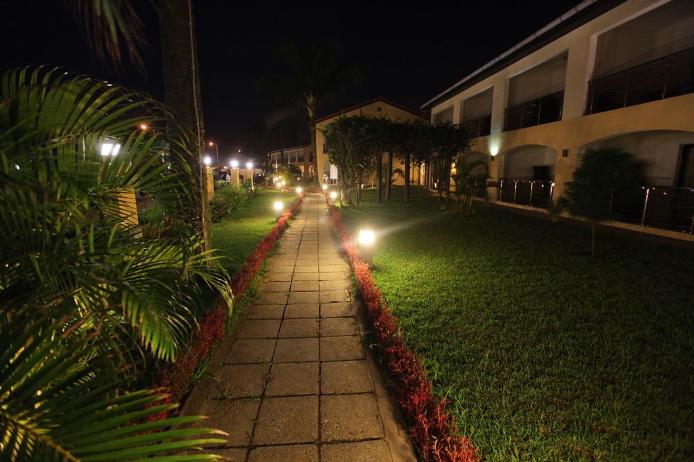 Hotel Palm Beach Pointe Noire Exterior photo